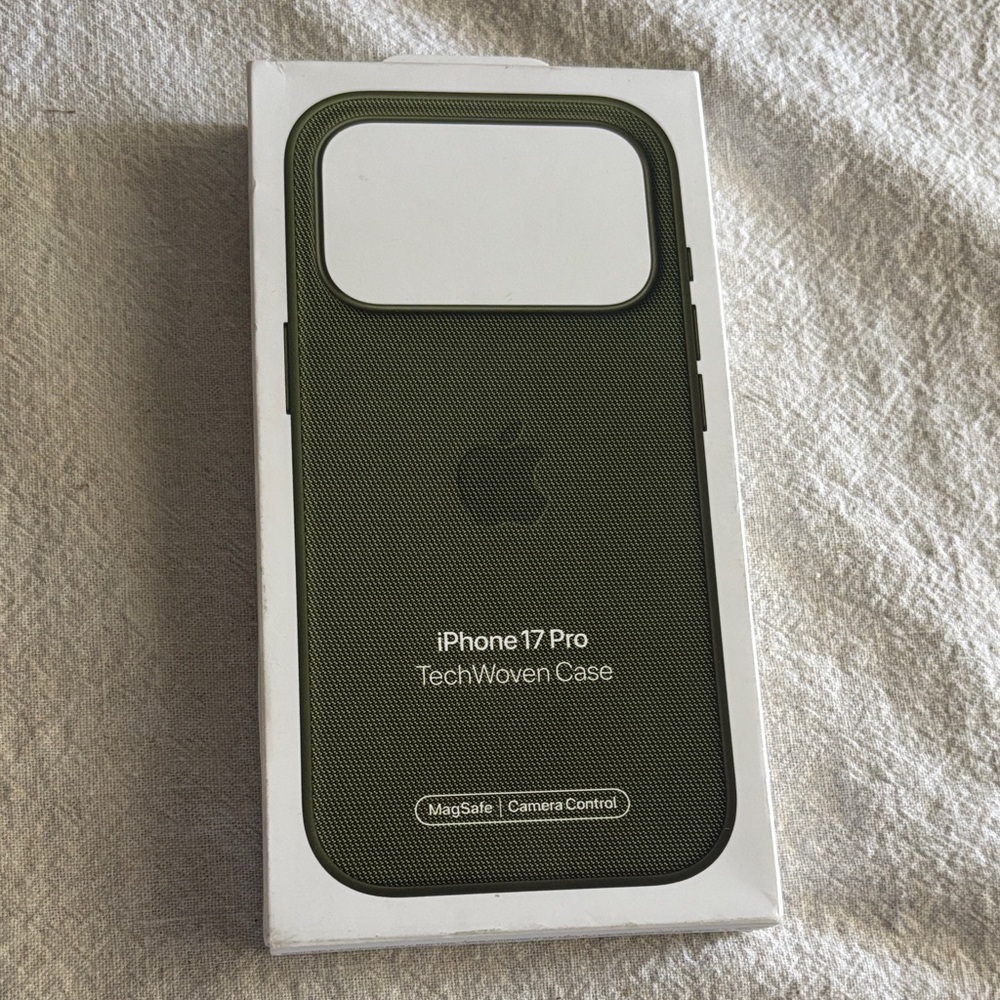 iPhone 17 Pro TechWoven Case with MagSafe – Green
